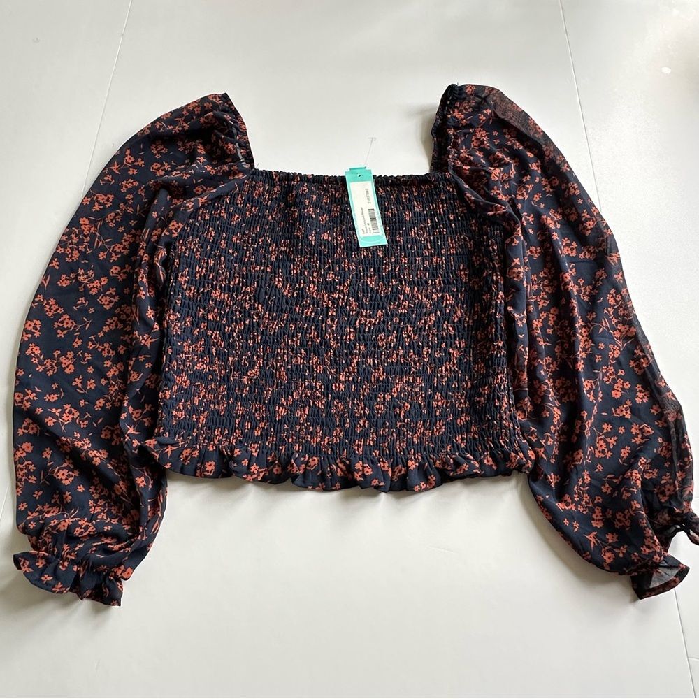 New! Lush Women's SZ M Navy/Orange Floral Smocked Blouse Top Vacation Resortwear